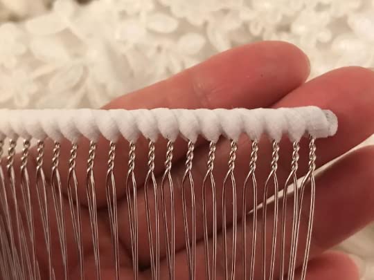 Peekingoose - Extra Long 22 Teeth Tulle-wrapped Metal Comb, 8.5cm x 4.8cm, Perfect For Holding Any Long Wedding Veils In Place