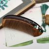 Peekingoose - Antique wood comb men's and women's hair comb sandalwood comb mother-of-pearl painted comb portable small carry-on comb engraved female gift box (1Pcs gourd sandalwood carry-on comb gift box)