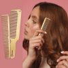 Peekingoose - 2 Pieces Metal Comb Set Metal Barber Comb Stainless Steel Blending Comb Fine Styling Cutting Comb Flat Top Clipper Comb Metal Detangling Comb for Men Women Salon, 2 Styles (Gold)